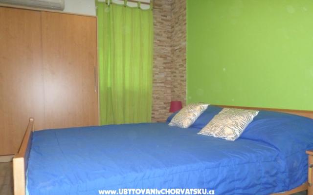 Apartamenty Bisserka - nocleg Vodice Chorwacja