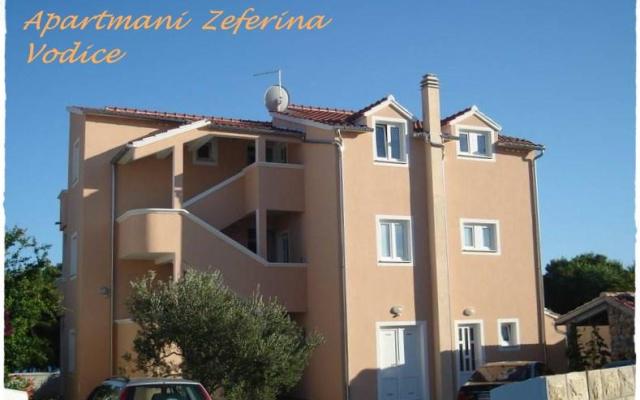 Apartamenty Zeferina - nocleg Vodice Chorwacja