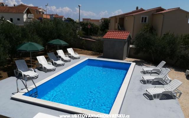Apartament Lory - nocleg Vodice Chorwacja