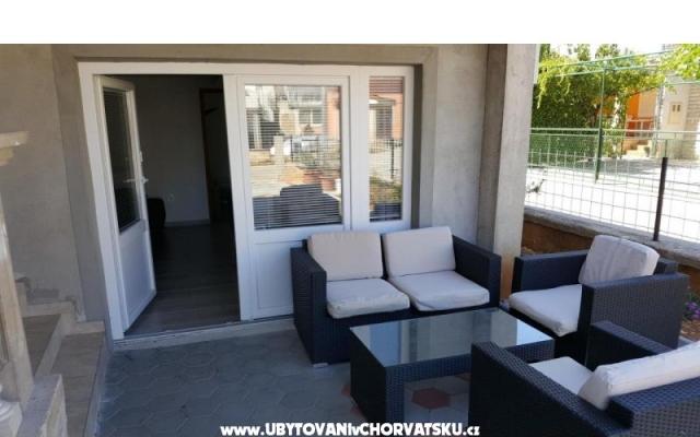 Luka Vodice - nocleg Vodice Chorwacja