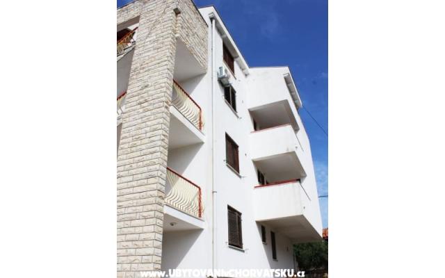 Malibis - nocleg Vodice Chorwacja