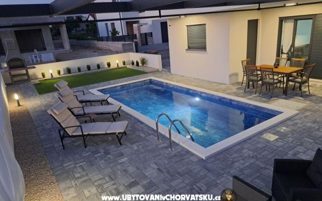 Villa Ilma - nocleg Vodice Chorwacja