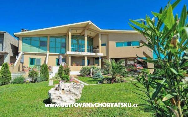 Apartamenty California - nocleg Zaton Chorwacja