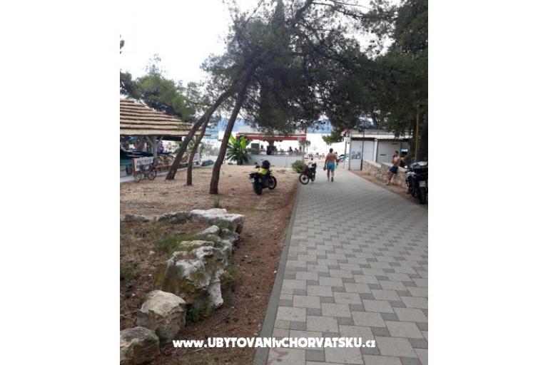 VILLA BERNARD..150 m plaža DRAŽICA – foto 40