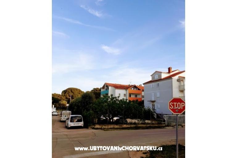 VILLA BERNARD..150 m plaža DRAŽICA – foto 6