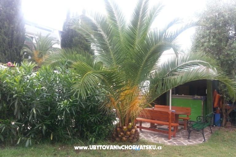 Vila Smirna 4*  z basenem  – foto 14