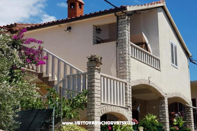 Apartamenty Mladen – foto 3