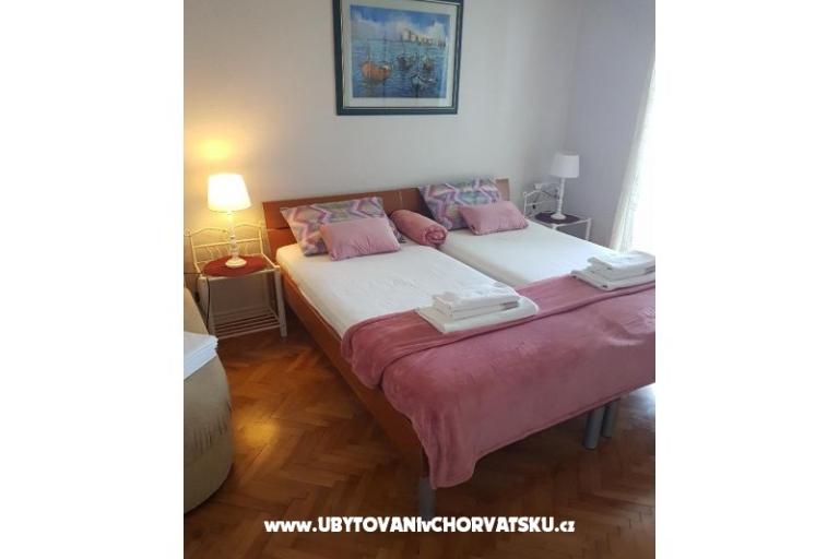 Apartamenty BY THE BEACH-Meri – foto 10