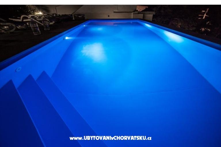 Apartamenty Anita with Pool – foto 15