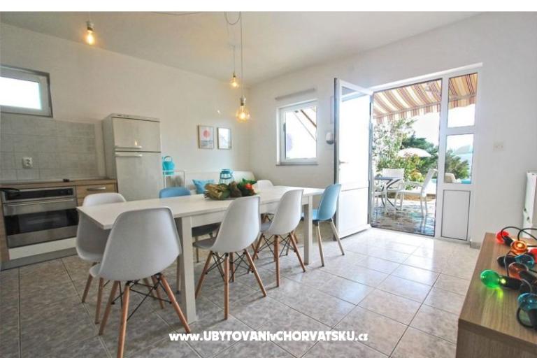 Apartamenty Anita with Pool – foto 6