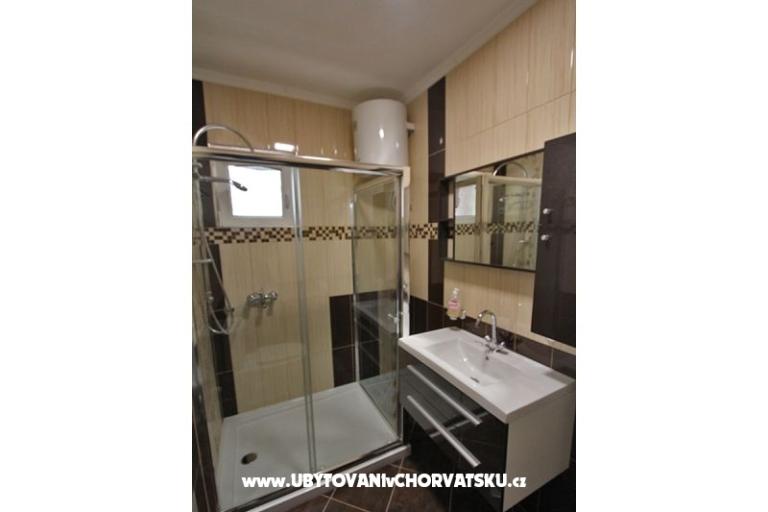 Apartamenty Anita with Pool – foto 8