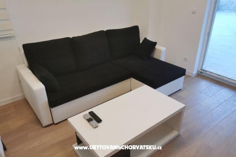 Beachfront Dom Robert z basenem – foto 12