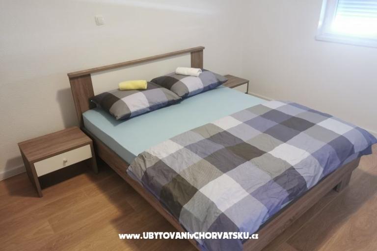 Beachfront Dom Robert z basenem – foto 8