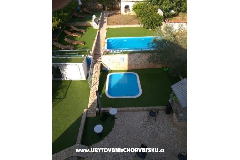 Villa Luka - jacuzzi, pool, sauna – foto 2