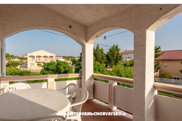 POOL HOUSE STIPE – foto 6