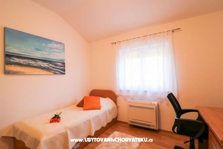  Dom z basenem - Villa Marijana  – foto 13