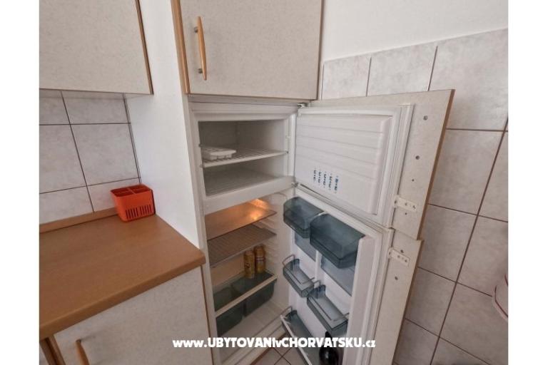 Apartament uz more i plažu – foto 12