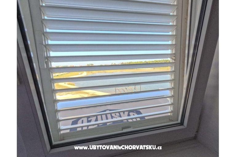 Apartament uz more i plažu – foto 23