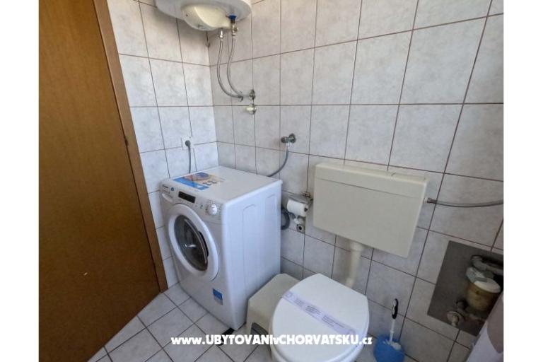 Apartament uz more i plažu – foto 32