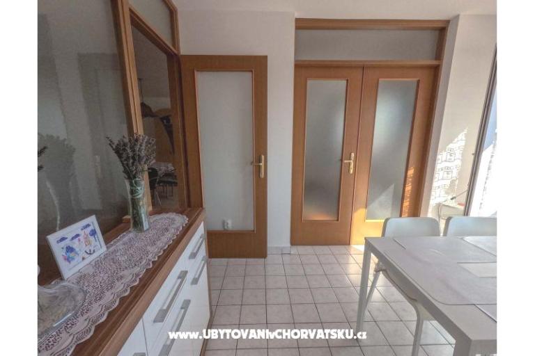 Apartament uz more i plažu – foto 7