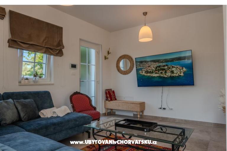 The Three Flowers Pool Dom – foto 25