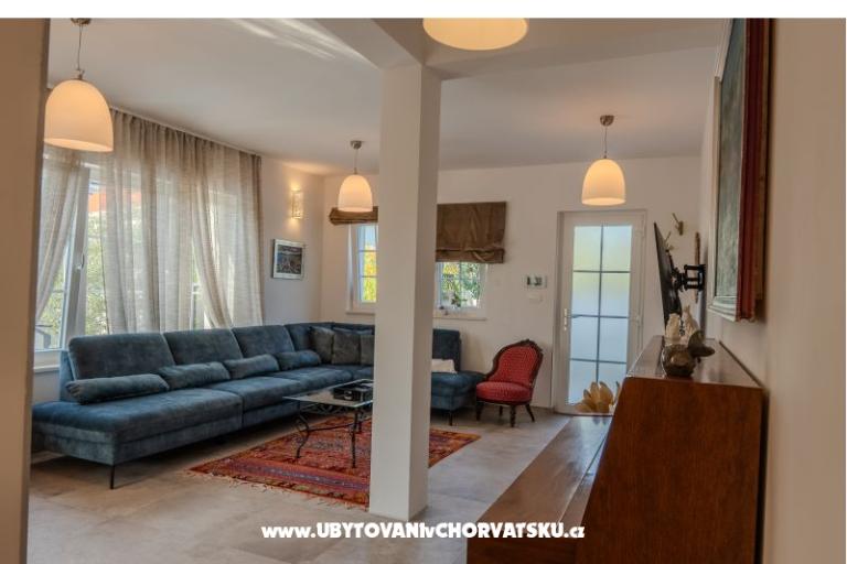 The Three Flowers Pool Dom – foto 26