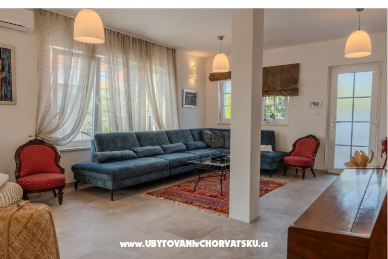 The Three Flowers Pool Dom – foto 27