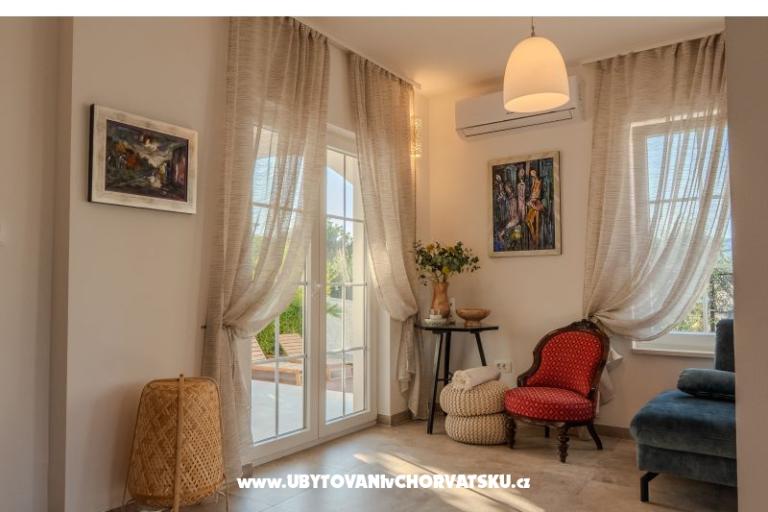 The Three Flowers Pool Dom – foto 28