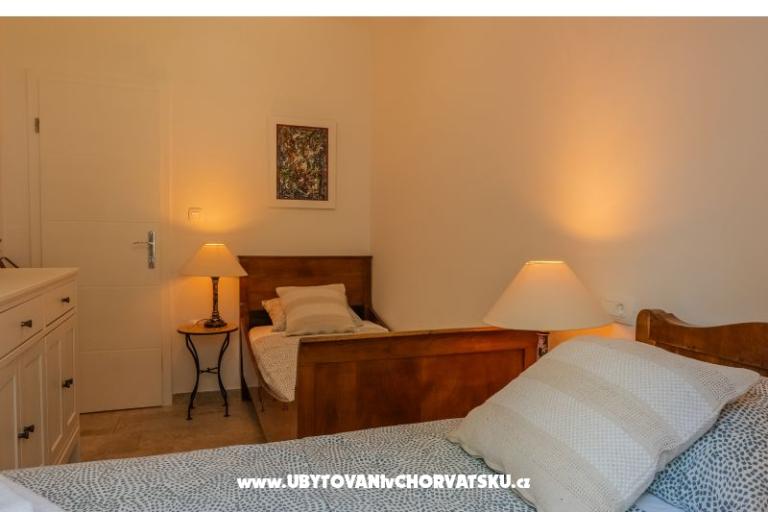 The Three Flowers Pool Dom – foto 38