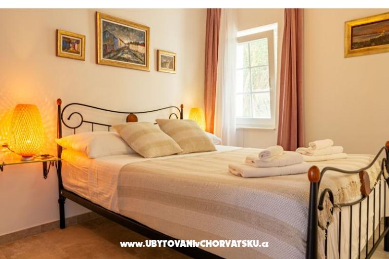 The Three Flowers Pool Dom – foto 41