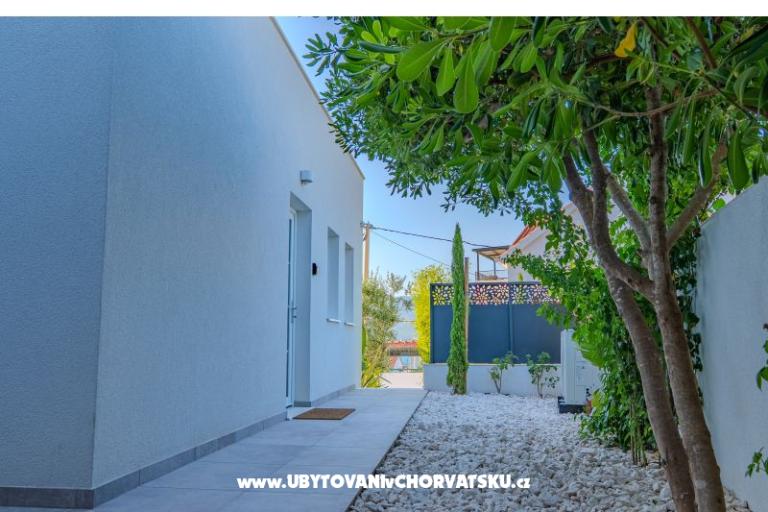 The Three Flowers Pool Dom – foto 55