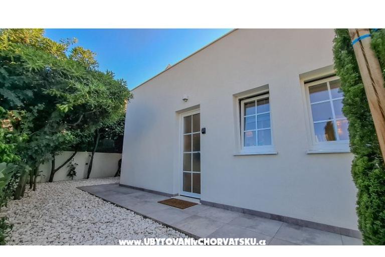 The Three Flowers Pool Dom – foto 56