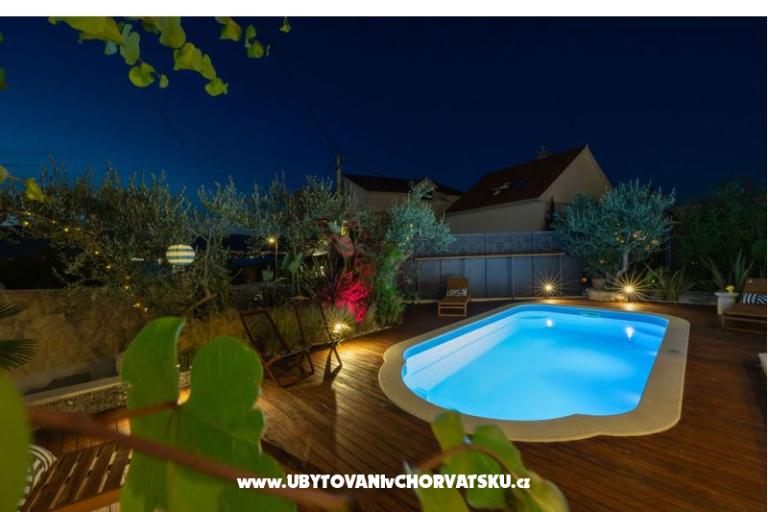The Three Flowers Pool Dom – foto 81