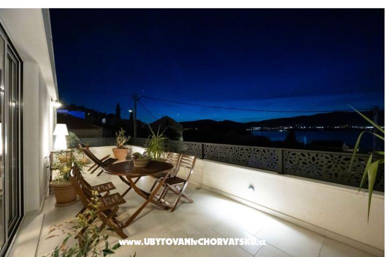 The Three Flowers Pool Dom – foto 90