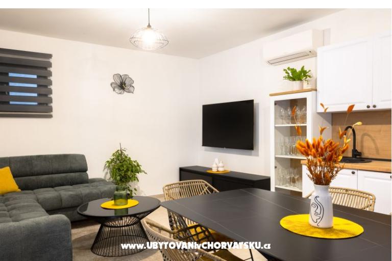 Dom s pogledom na more Antivo – foto 8