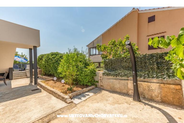 Apartament Luxe Holiday Home – foto 13